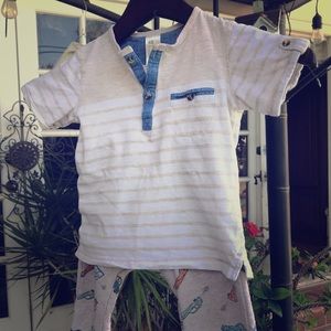 H&M baby Colorblock striped Henley tee sz 1 -/2-2